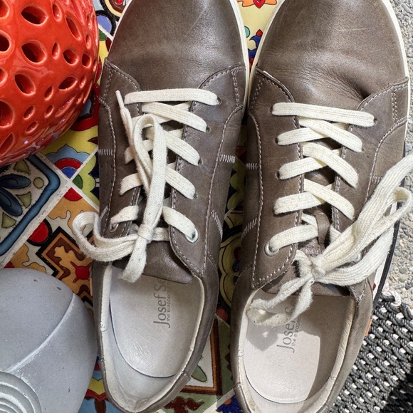 Josef Seibel sneakers Size 39 size 8.5 - Picture 9 of 10